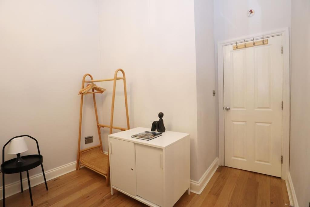 Seagulls Nest- Stylish 1 Bed Seafront Apartment Newport Beach Exterior foto